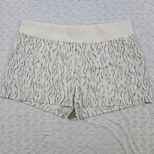 Athleta Womens Size 22 Trekkie North Short Hiking Travel Ikat Texture Magnolia